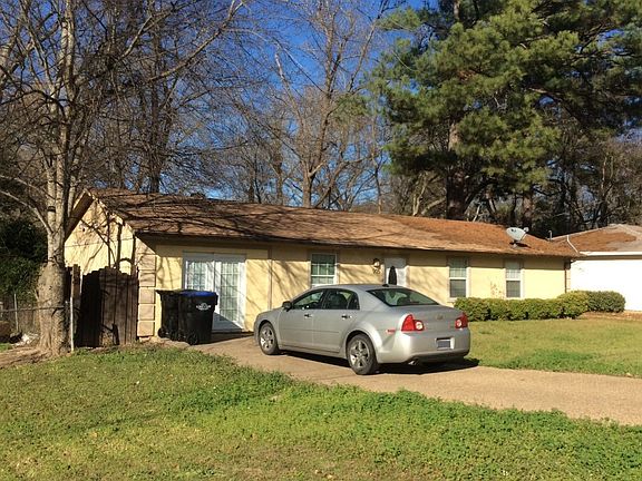 3rd image of 905 Glenda Dr