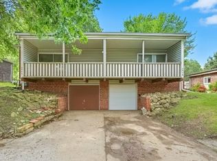 8342 Grandview Ln #1, Overland Park, KS 66212