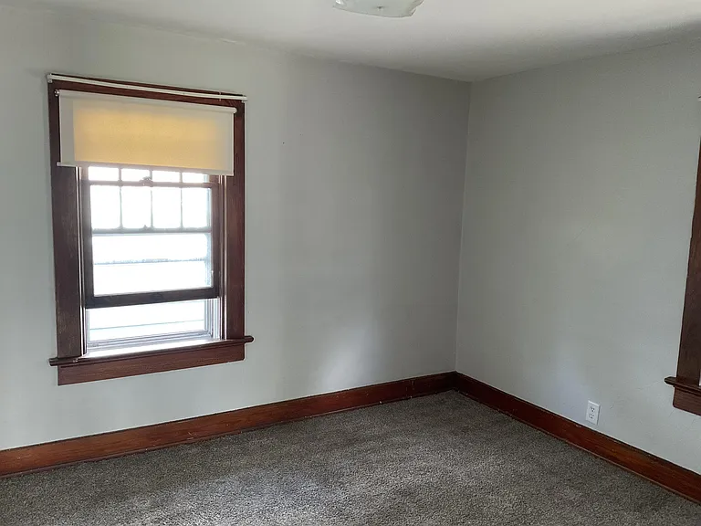 1829 Hale Ave — Photo 6