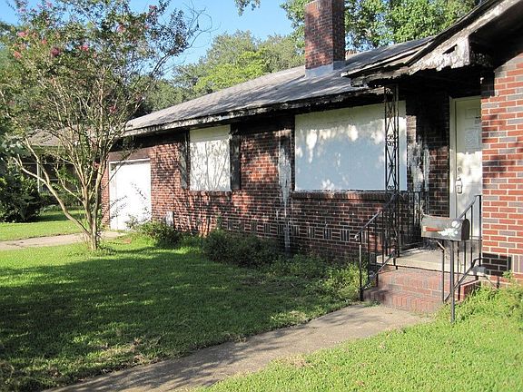 2nd image of 5020 France Ave