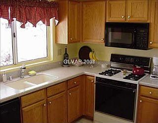 2nd image of 2452 Desert Sands Dr