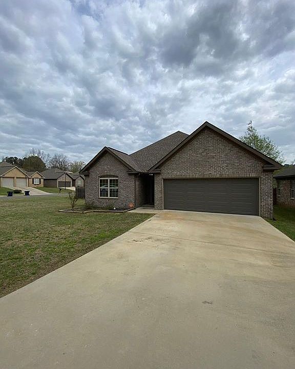 1st image of 5502 Moores Cir