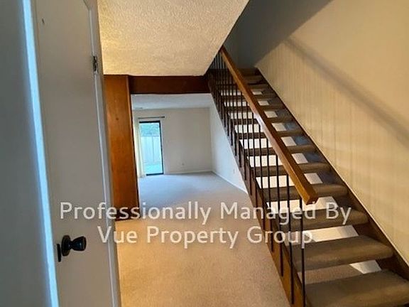 3rd image of 7338 Countrybrook Dr