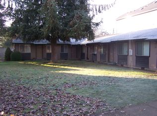 1112 E Main St APT 35, Hillsboro, OR