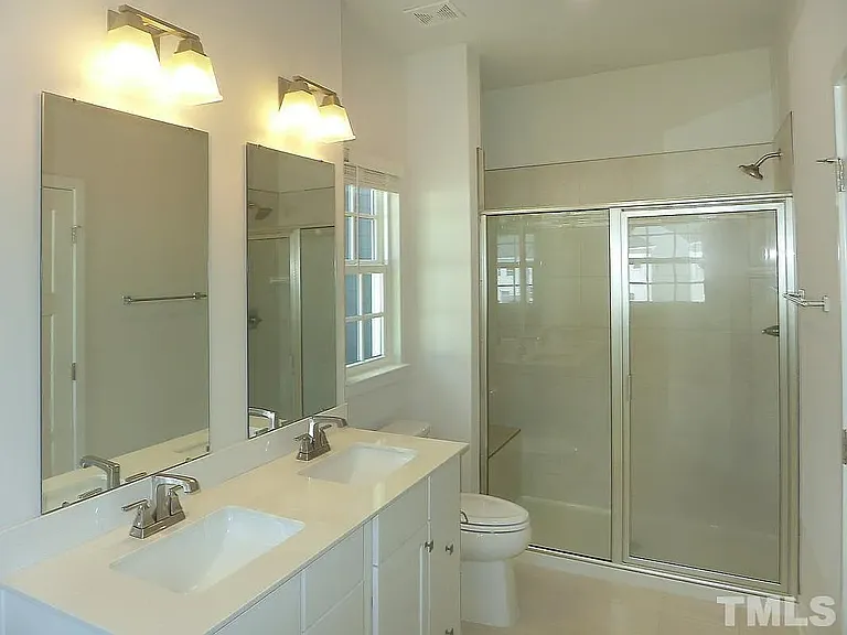 MasterSuiteBathroom
