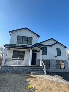 61 Briarwood Lane, Plainview, NY, 11803