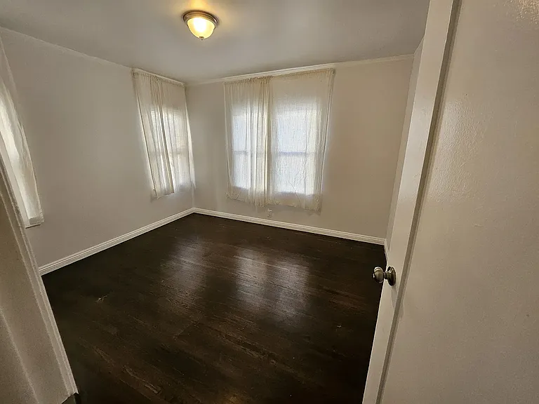 3105 Sherwood Ave #A — Photo 2
