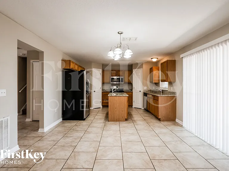 471 Koutnik Rd SE — Photo 4