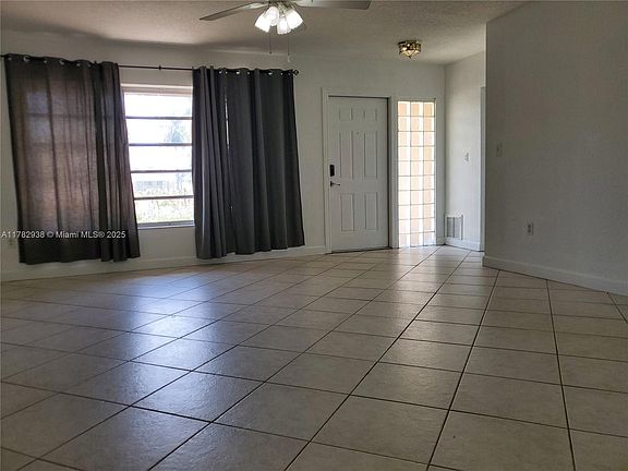 4th image of 9401 SW 181st St