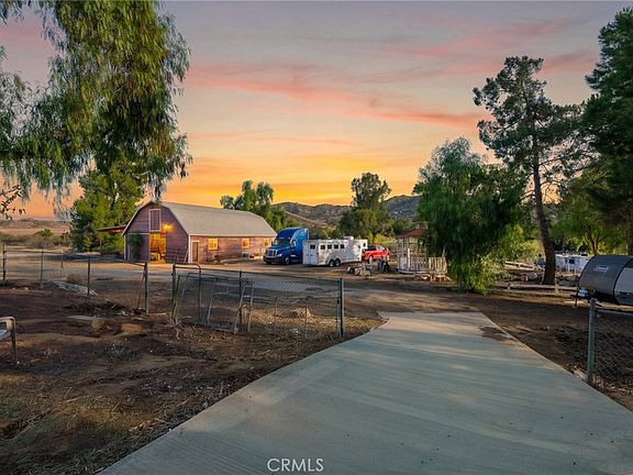 4th image of 19700 Gustin Rd