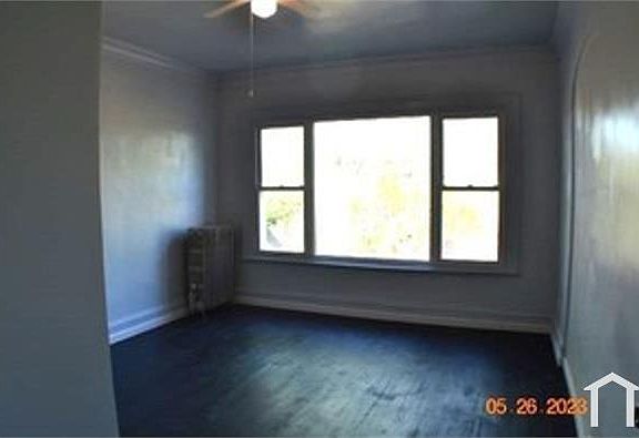 5th image of 7965 S Phillips Ave APT 3