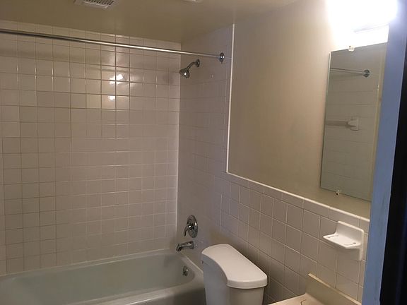 3rd image of 151 Mead St APT 6
