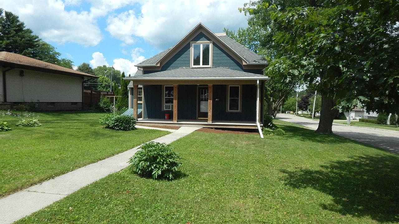 134 East North St, Dodgeville, WI 53533 Zillow