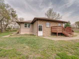 5311 20th Ave NE, Bismarck, ND 58501