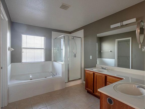 5th image of 14517 Lisalynne Ct
