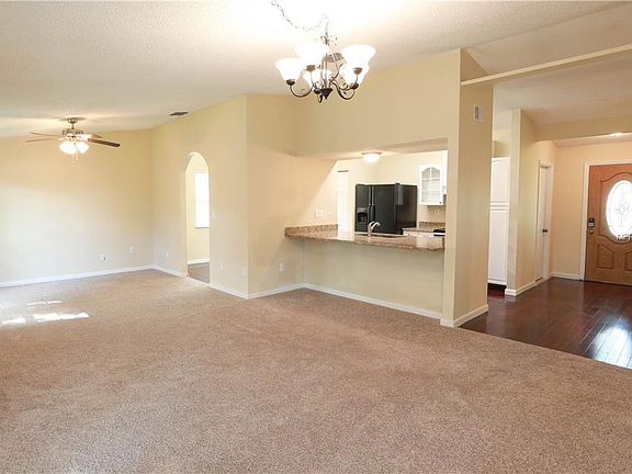 5th image of 1201 Hawley Ct
