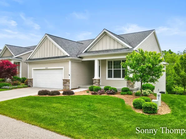 3912 Preserve Dr NE Unit 44, Belmont, MI 49306