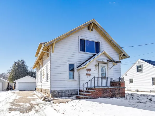 415 E Maple St, Appleton, WI 54915