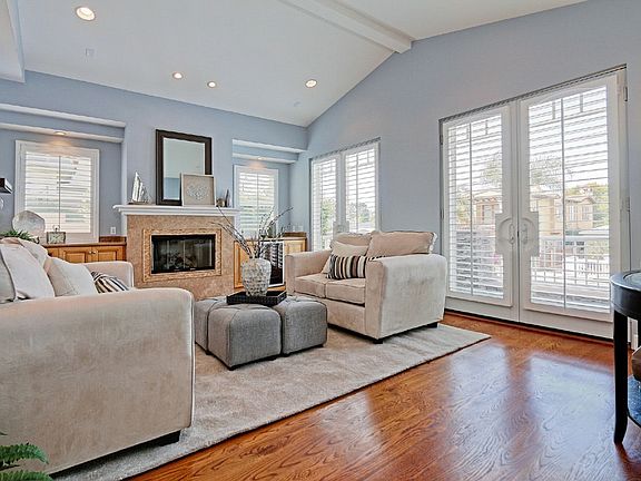 3rd image of 1740 2nd St