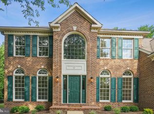 4517 Forest Hill Dr, Fairfax, VA 22030