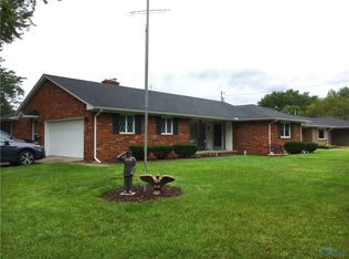 507 Riverside Dr, Woodville, OH 43469