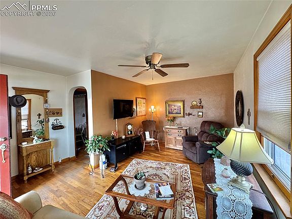 4th image of 515 Henry Ave