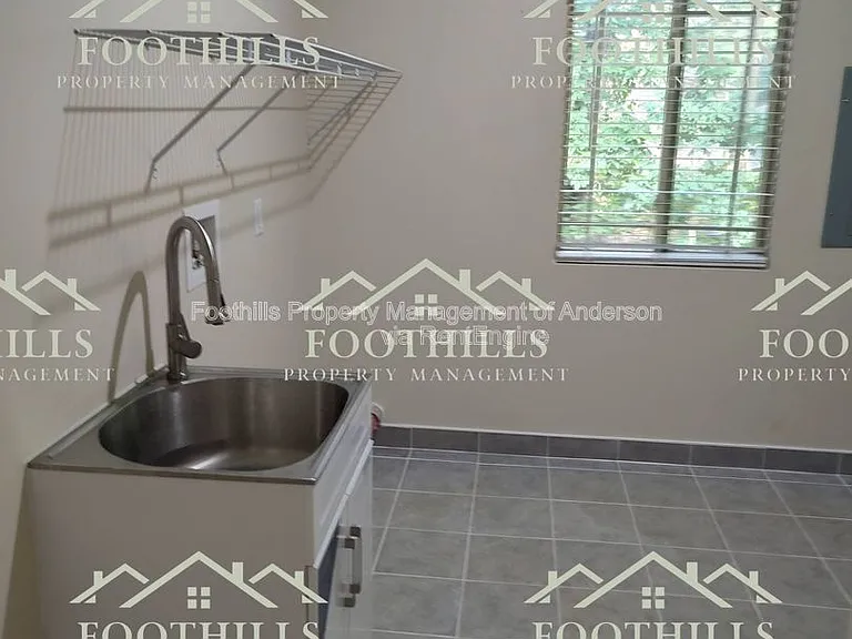 427 Gibson Rd — Photo 15