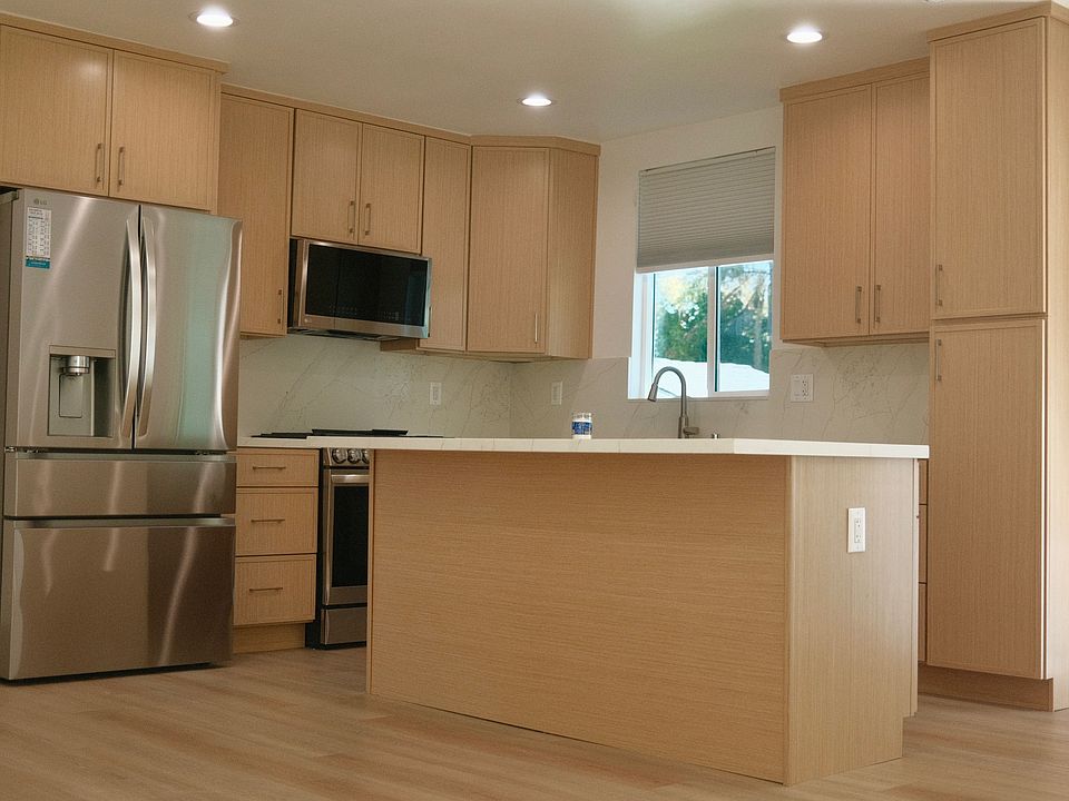 1st image of 5918 Lindley Ave