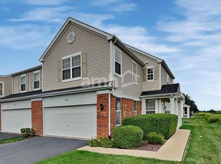 211 Barrett Dr UNIT D, Yorkville, IL 60560