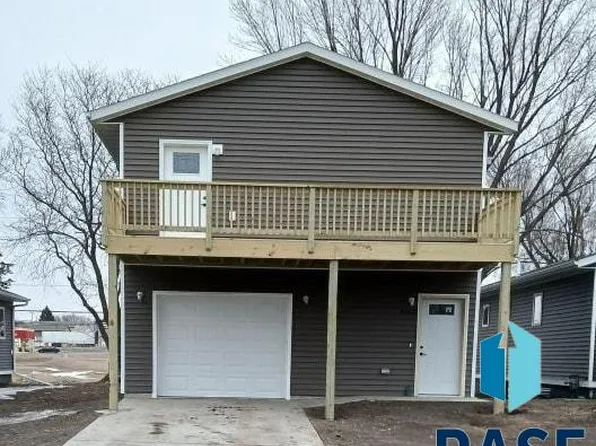 3412 N 10th Ave, Sioux Falls, SD 57104