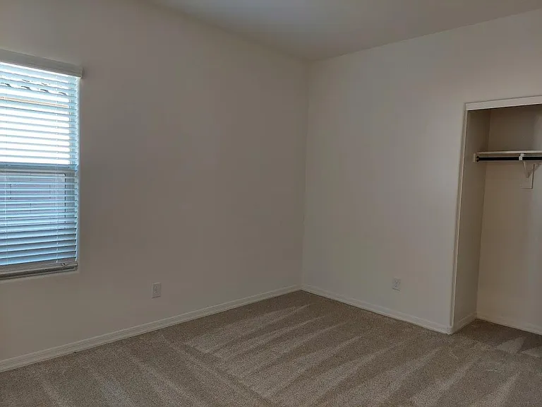 121 W Seaside Dr — Photo 26