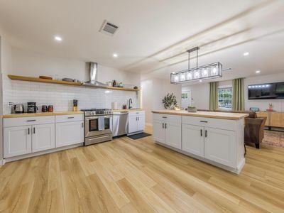 805 Sahara Ave, Austin, TX, 78745