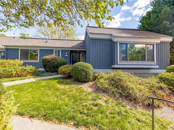 99 Heritage Hills #99B, Somers, NY 10589