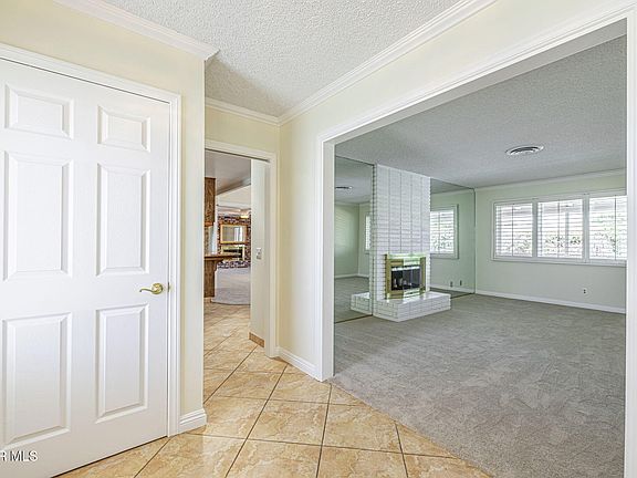 5th image of 2521 Edam St