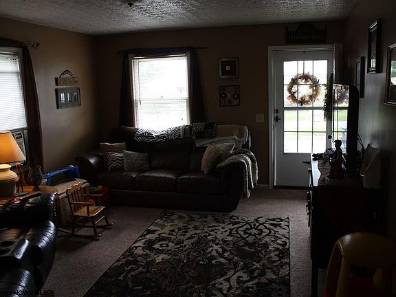 3rd image of 159 1/2 Camden Ave