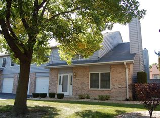 9208 Cliffside Ln, Orland Park, IL 60462