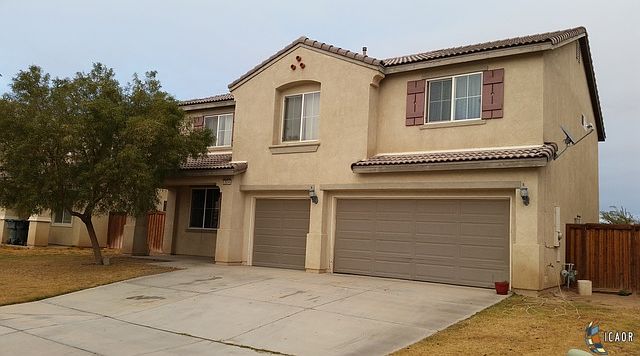 2nd image of 2654 Oasis St