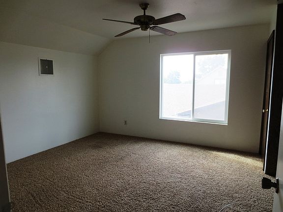 3rd image of 6346 W Mission Ln