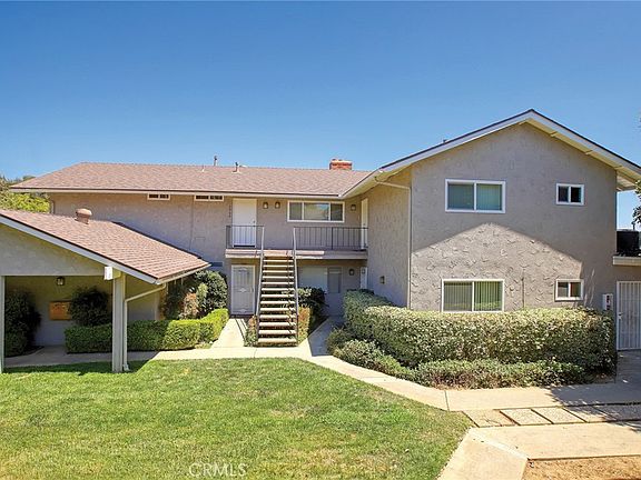 4th image of 1960 Evergreen St