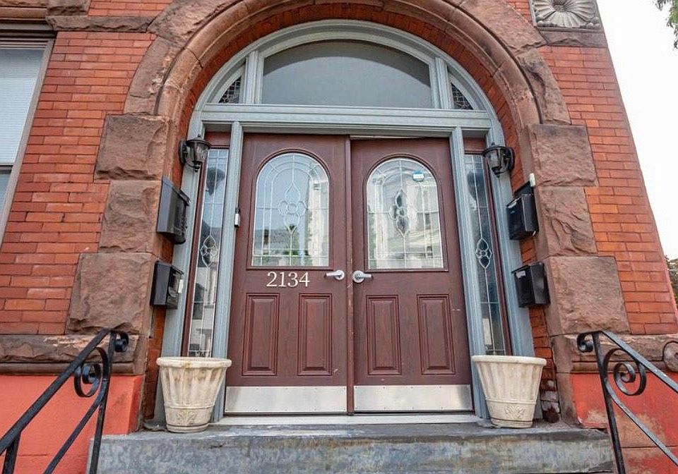 1st image of 2134 5th Ave #1