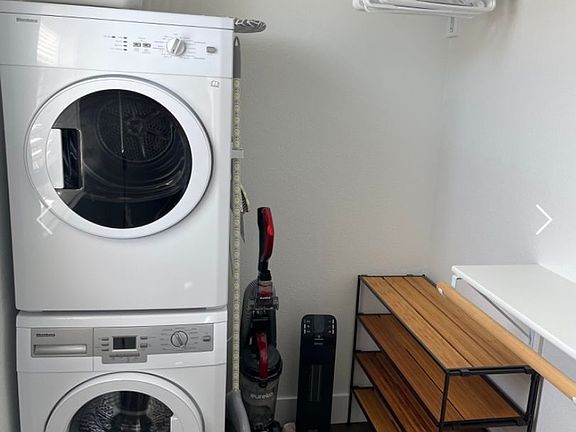 4th image of 6029 Catherina Ct