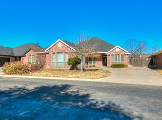 1910 Valleyview Dr, San Angelo, TX 76904