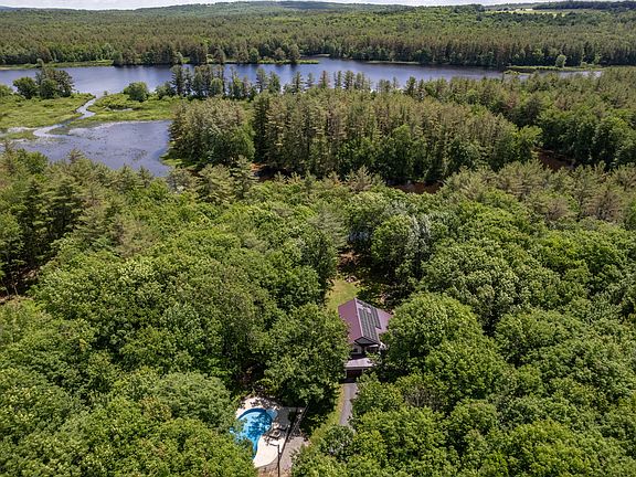 2nd image of 111 Back Cove Drive