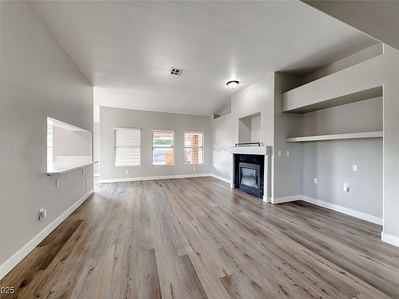 3rd image of 901 River Mountain Dr