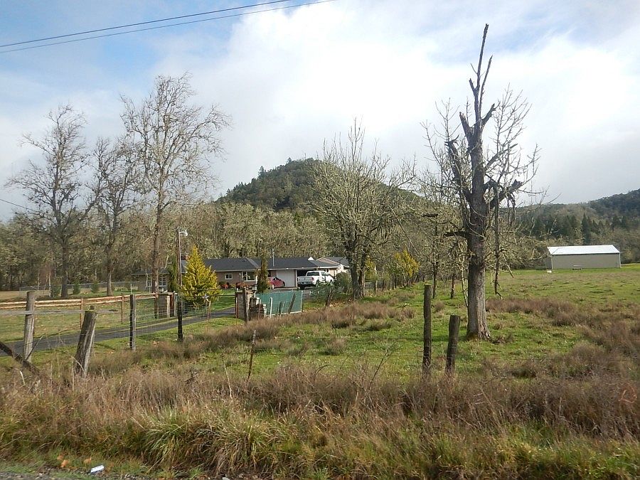 2nd image of 11038 Lookingglass Rd