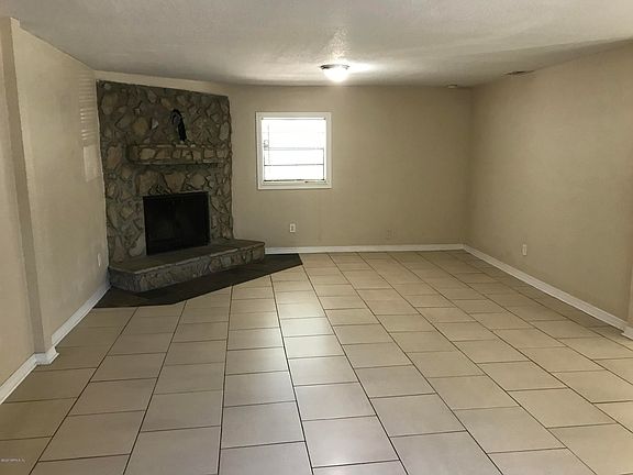 2nd image of 1554 Domas Ct