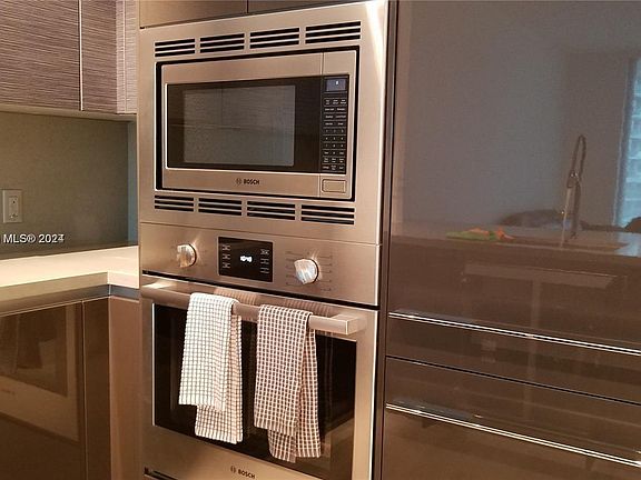 3rd image of 1080 Brickell Ave Unit 1903