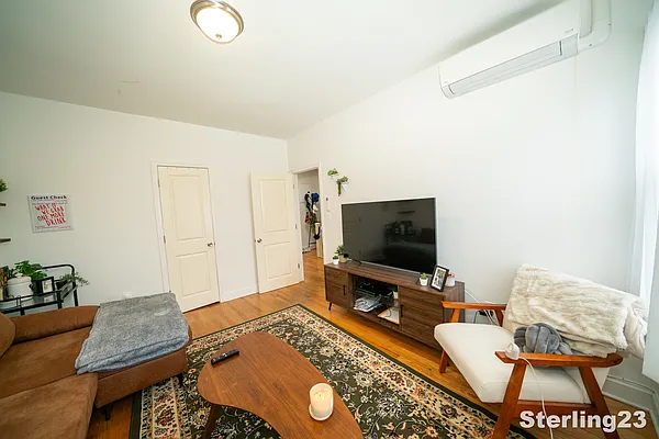 Rented by Sterling Realty Solution Inc | media 4