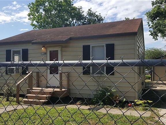 2nd image of 1126 Mendoza St