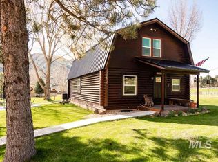 16 Burnett Dr, Boise, ID 83716